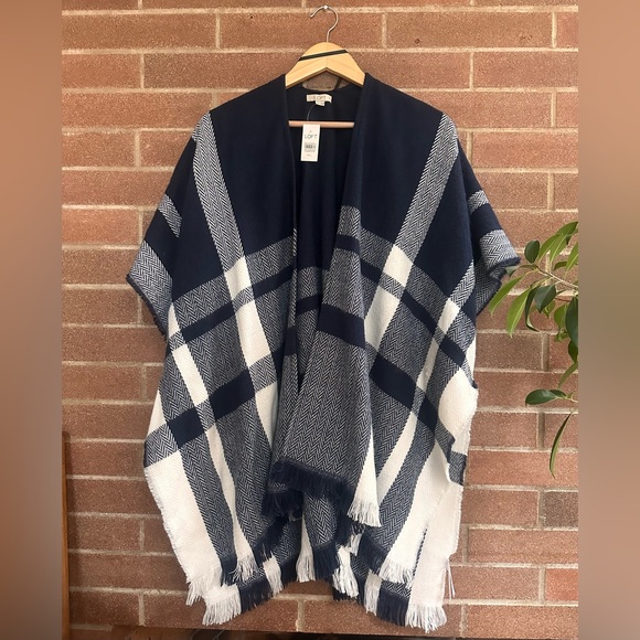 Loft navy and white plaid poncho - Picture 2 of 6